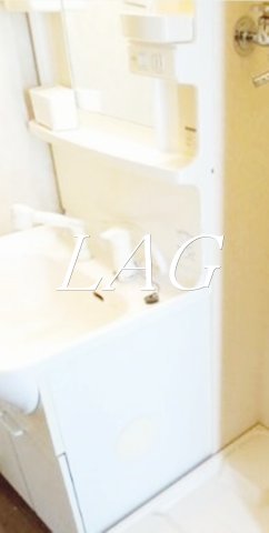 洗面設備　独立洗面台です。