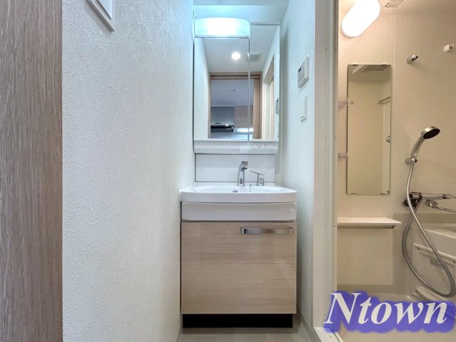 洗面設備　朝の身支度には欠かせない独立洗面化粧台