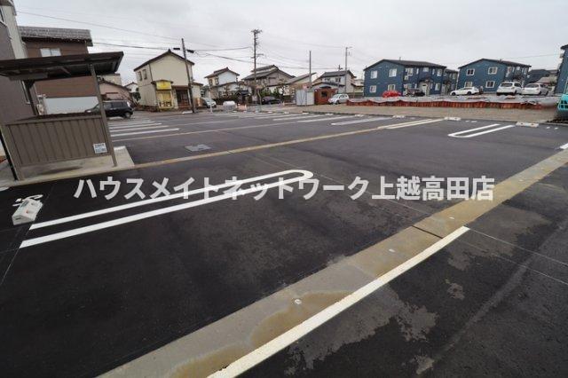 駐車場　駐車場