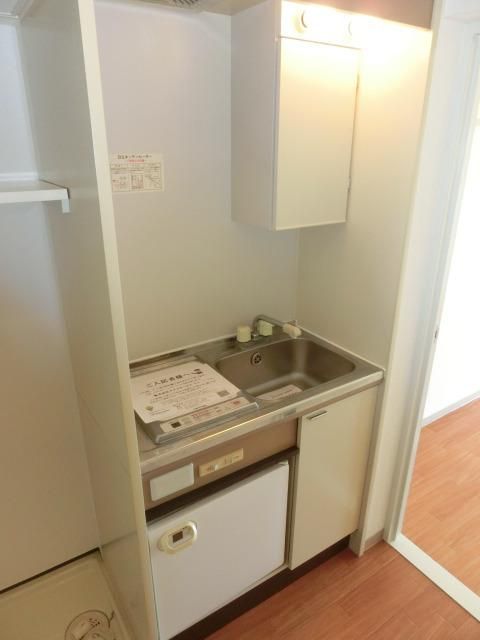 キッチン　１口電気コンロ