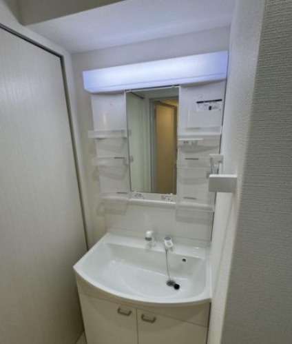 洗面設備　朝の支度にいかがでしょうか