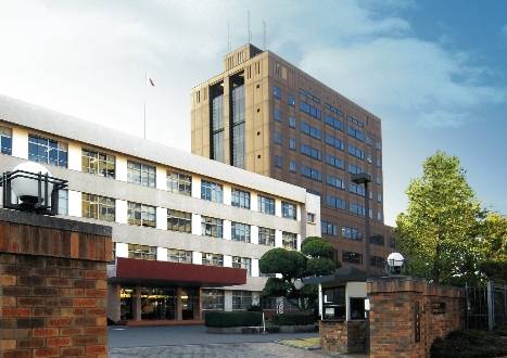 大学・短大　私立中村学園大学短期大学部（大学・短大）まで2046m