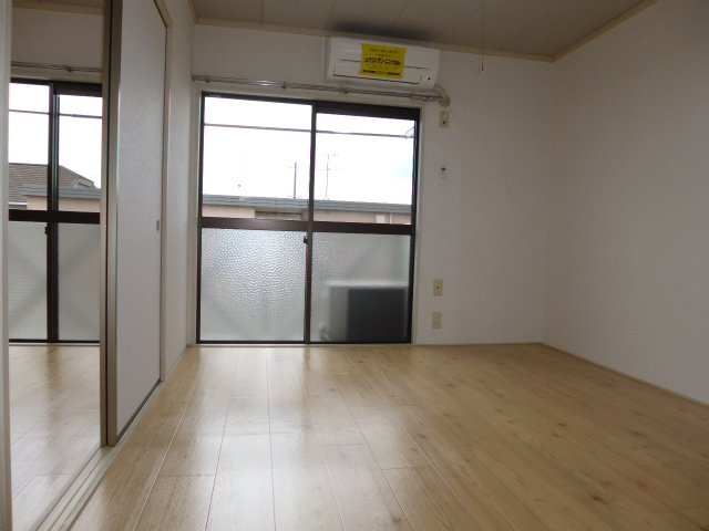 居室・リビング　洋室