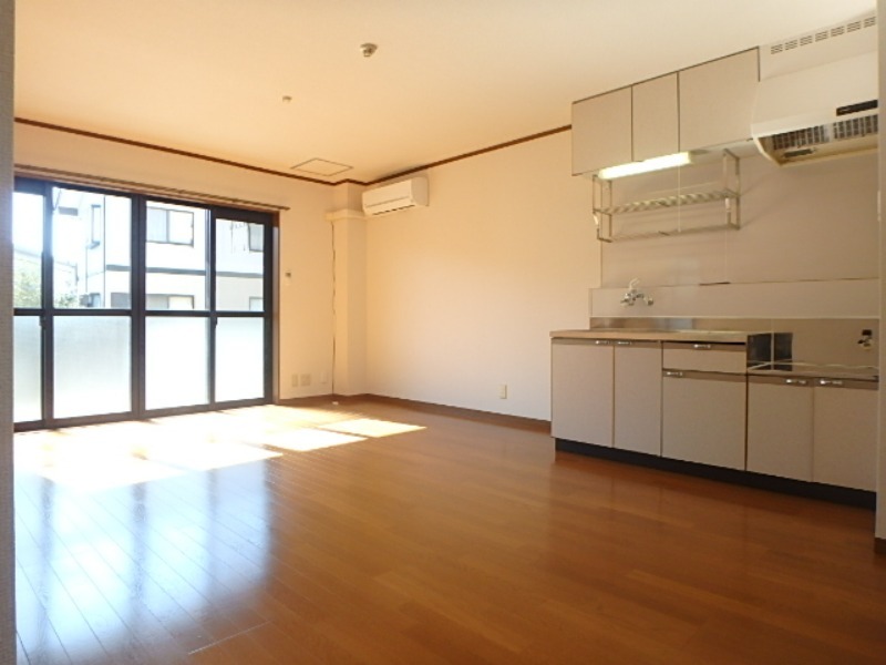 居室・リビング　図面と現状に相違がある場合には現状を優先