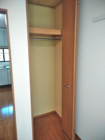 収納　※別号室の参考写真です。