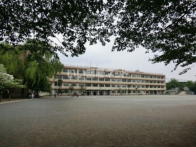 小学校　所沢市立美原小学校（小学校）まで1381m