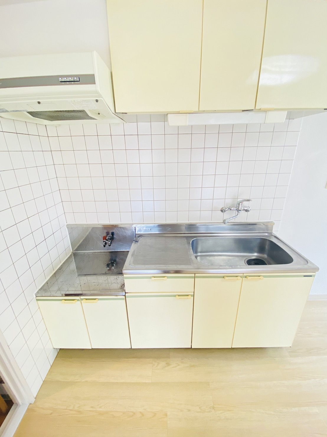 キッチン　※別部屋の写真です。