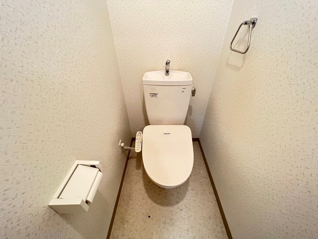 トイレ　別号室の写真