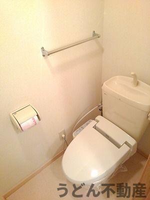 トイレ　うどん県のお部屋探しはうどん不動産へ うどんちゃんとLINE