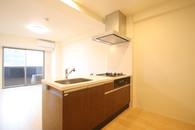 キッチン　※別号室のお写真のため現況優先