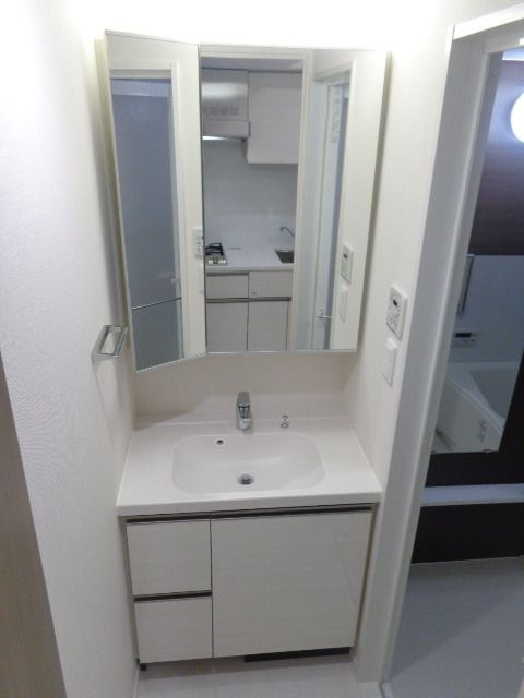 洗面設備　独立洗面台