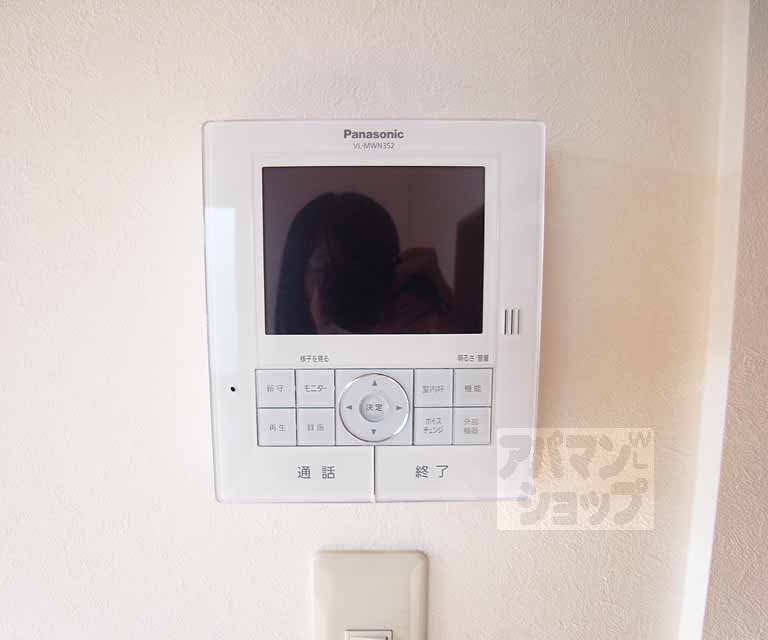 セキュリティ　ＴＶホン付きで安心ですね。