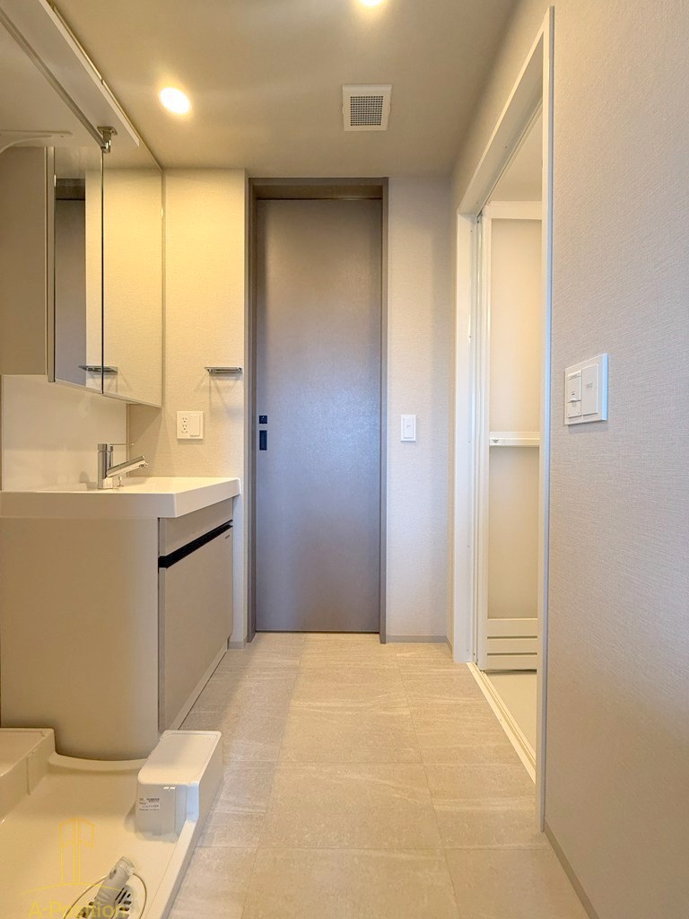 洗面設備　ジオエント梅田北リバーフロント