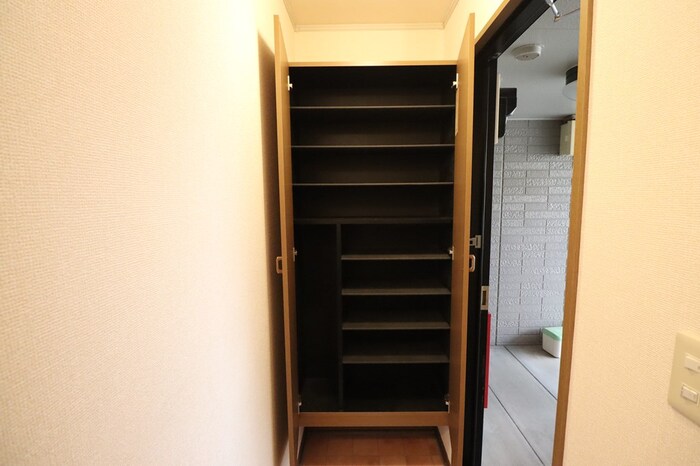 玄関　きれいな玄関です