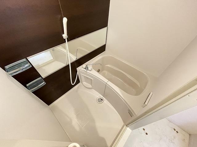 バス・シャワールーム　浴室