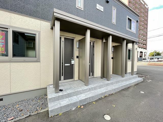 エントランス　エントランス