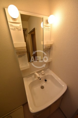 洗面設備　梅田プレミアムコート　独立洗面台