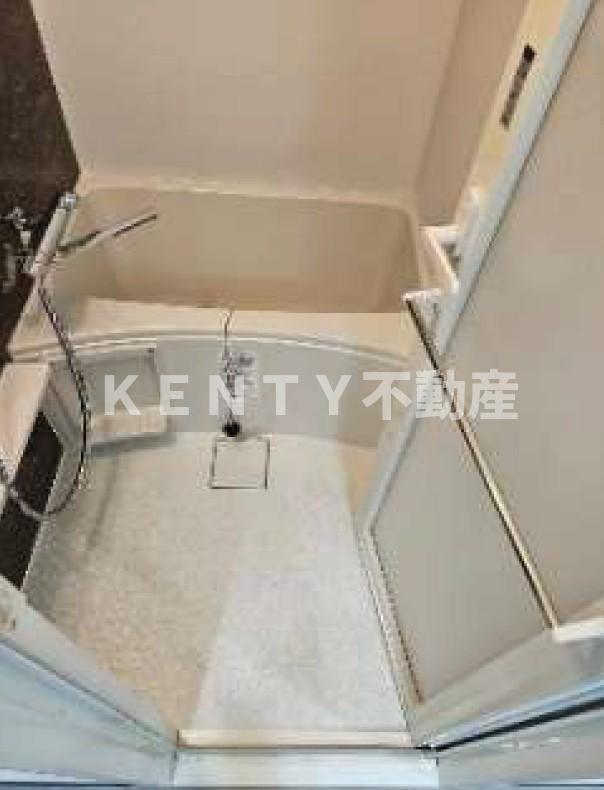 バス・シャワールーム　ゆったり過ごせるお風呂です