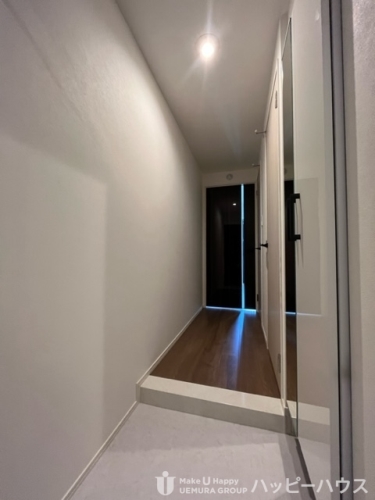 玄関　９０１号室の写真です。