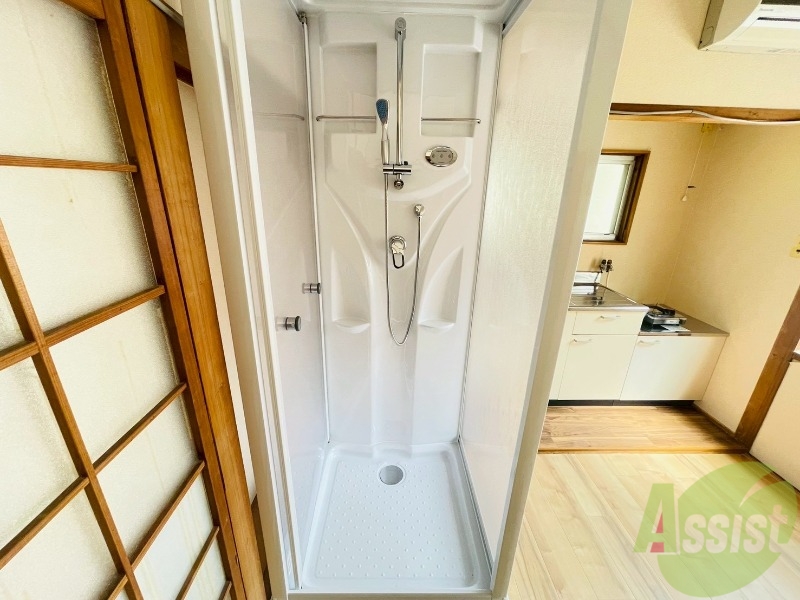 バス・シャワールーム