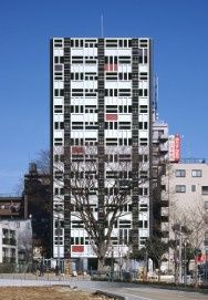 建物外観　外観は落ち着いています