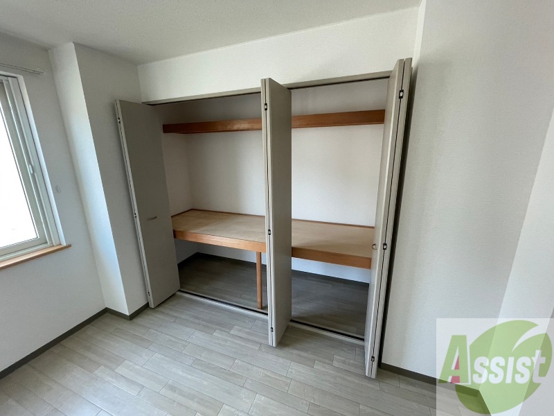 収納　クローゼットがありました。お洋服や荷物はここへ