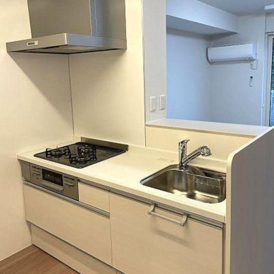 キッチン　※写真は別号室のものですので現状優先させていただきます。