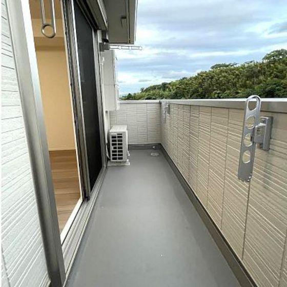 バルコニー　※写真は別号室のものですので現状優先させていただきます。