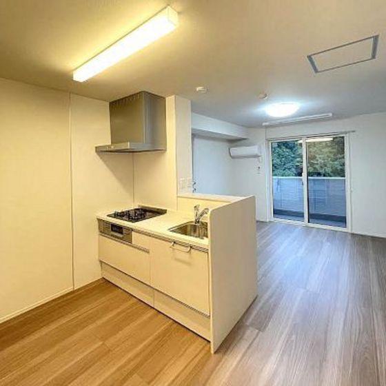 居室・リビング　※写真は別号室のものですので現状優先させていただきます。