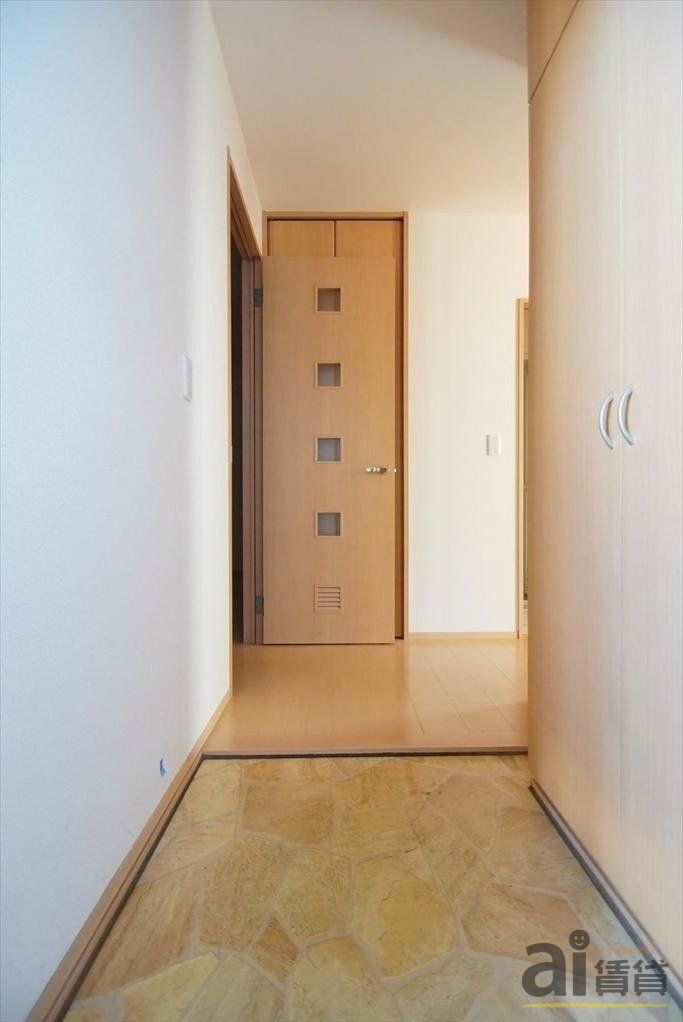 玄関　※写真同仕様※