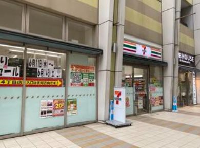 コンビニ　セブンイレブン墨田太平4丁目店（コンビニ）まで129m