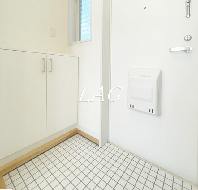 玄関　玄関です。