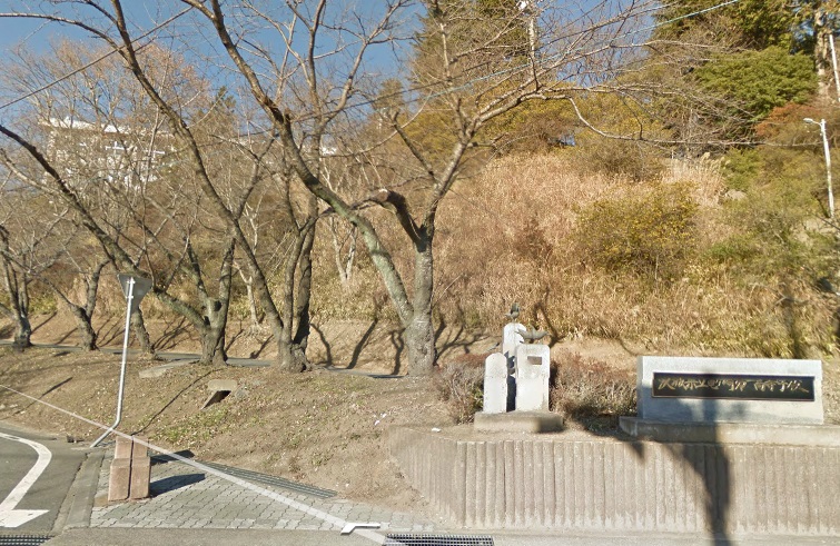 高校・高専　龍ヶ崎第一高等学校（高校・高専）まで389m