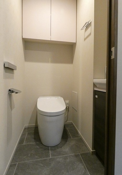 トイレ　※別部屋参考写真