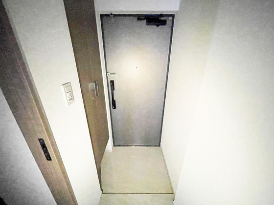 玄関　※別部屋の写真です