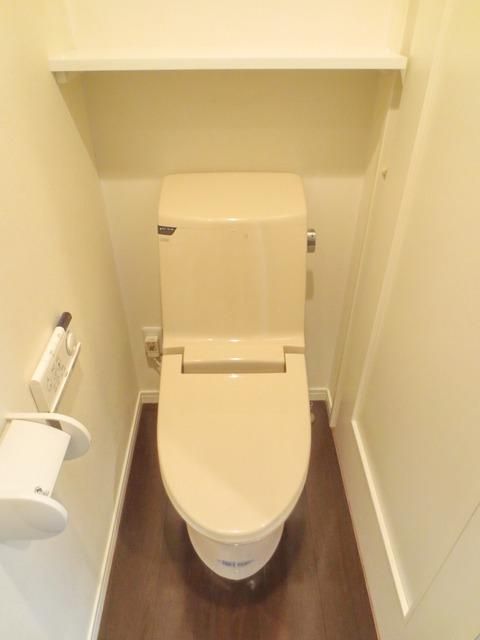 トイレ　★ウォシュレット付きトイレです★