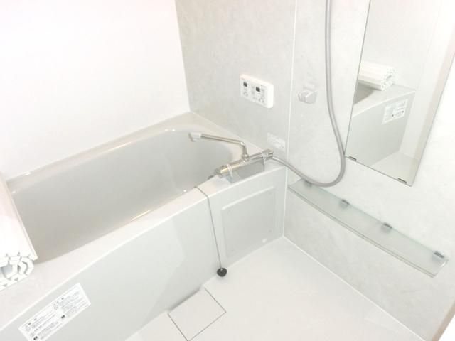 バス・シャワールーム　★追い焚き付のバスルームです★