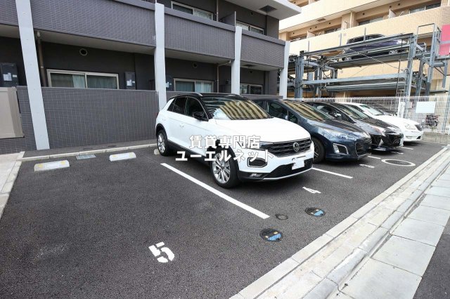 駐車場　敷地内駐車場あり◎