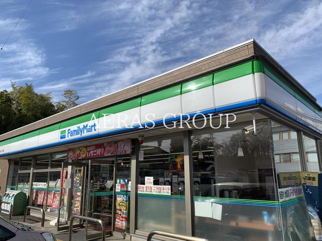 コンビニ　ファミリーマート 新座片山一丁目店（コンビニ）まで744m