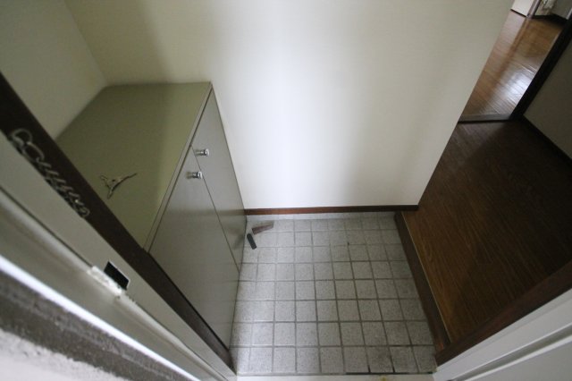 玄関　※同物件別号室の写真になります