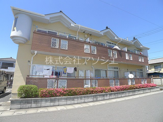 建物外観　パークサイドのご紹介は住いの窓口　アソシエにお任せください。