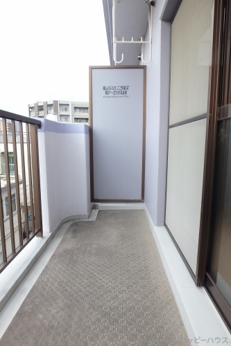バルコニー　入居中のため他部屋参考写真です