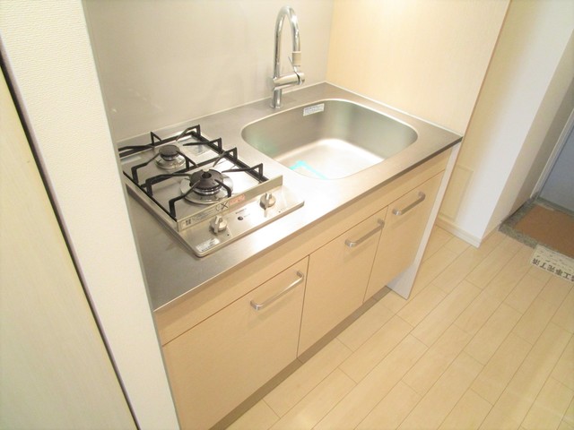 キッチン　別住戸の参考写真です。