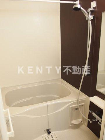 バス・シャワールーム　お風呂で日々の疲れを落としましょう