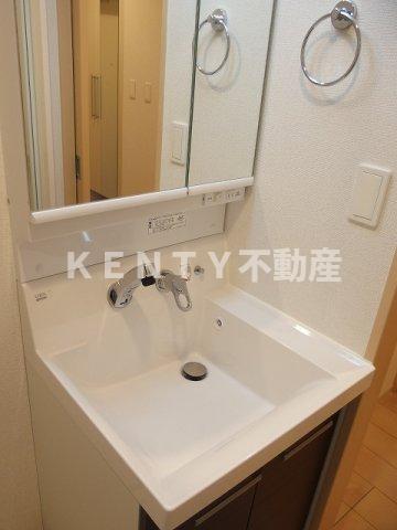 洗面設備　忙しい朝には欠かせない洗面所です