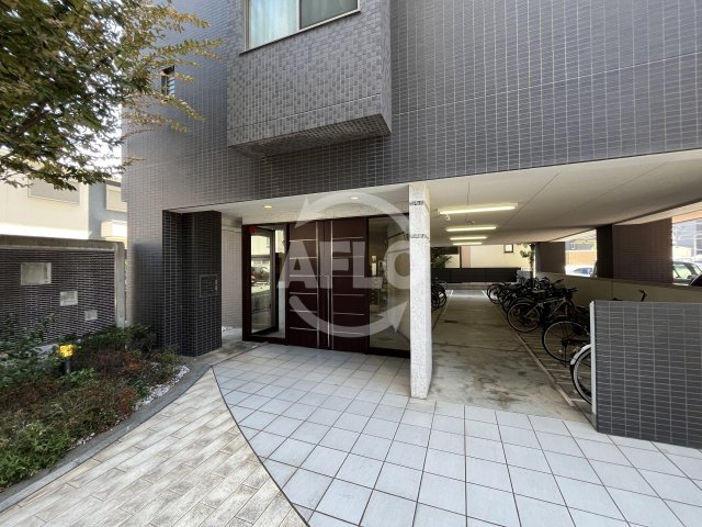 エントランス　Gramercy Juso-higashi 3rd　エントラ