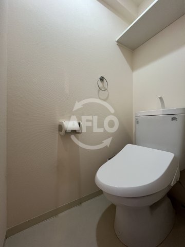 トイレ　Gramercy Juso-higashi 3rd　トイレ