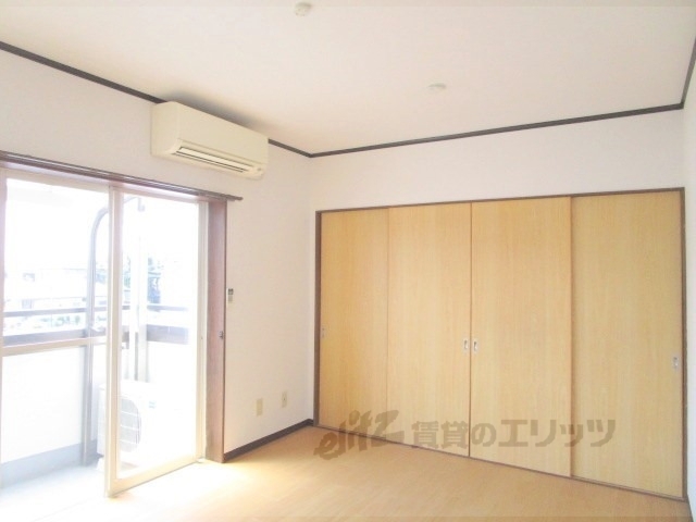 居室・リビング　洋室