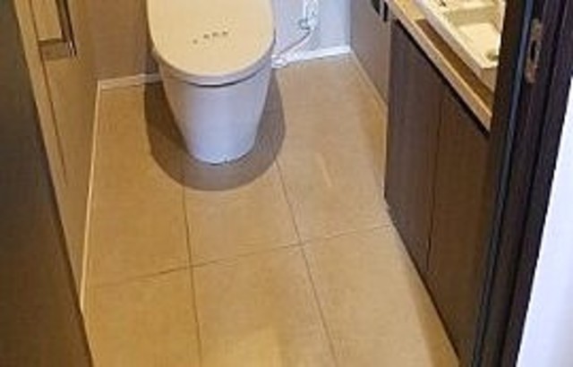 トイレ　別部屋参考写真