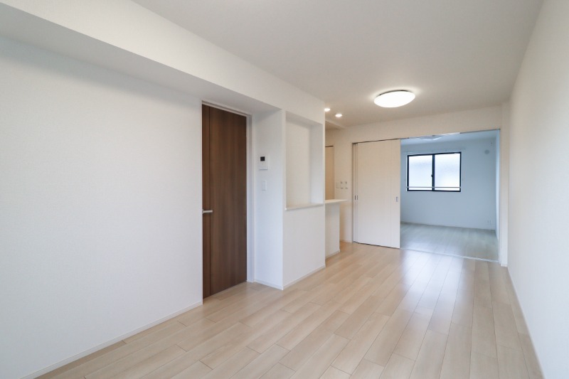 居室・リビング　図面と現状に相違がある場合には現状を優先